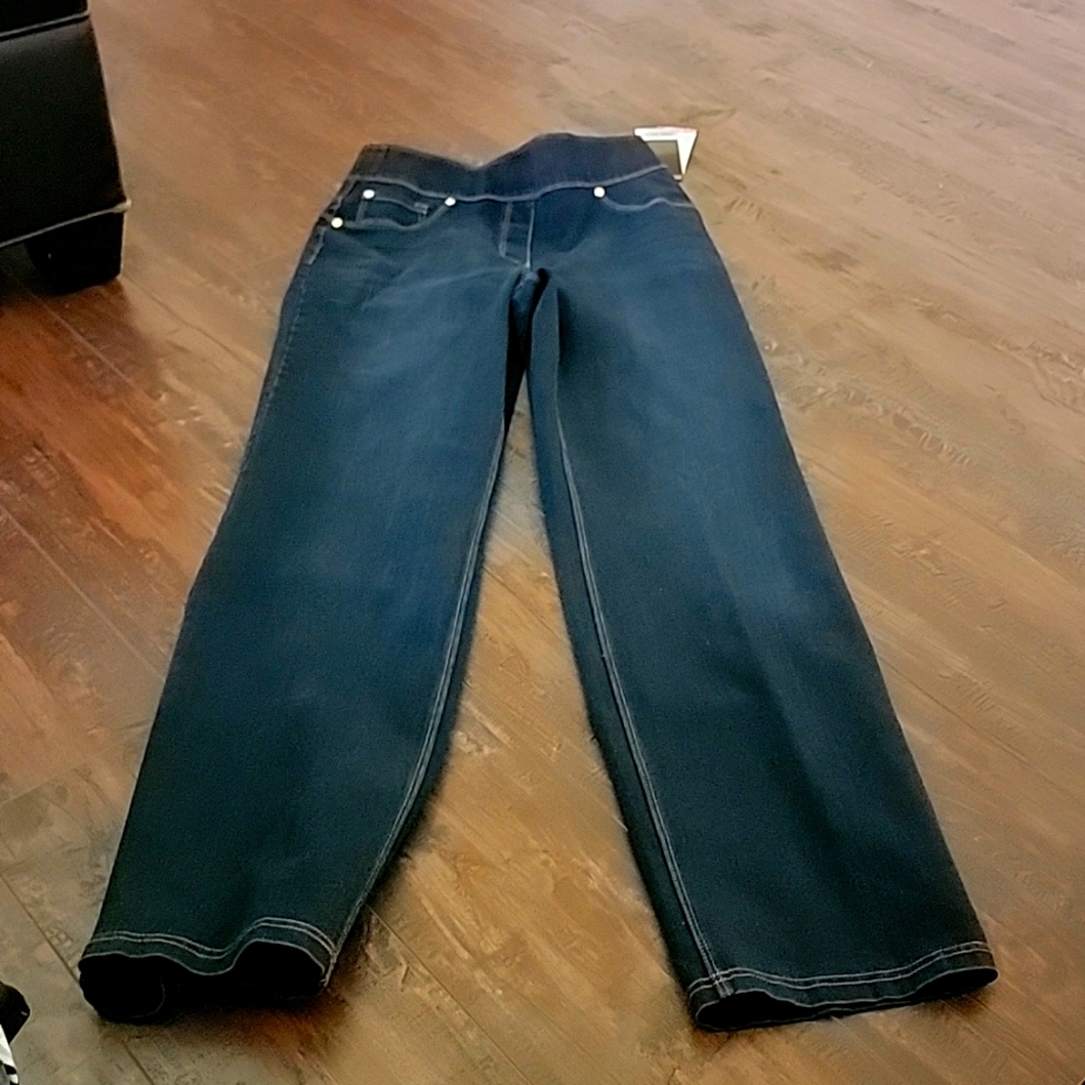 Slim factor pants... 27 inch inside, 28 waist